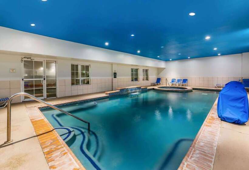 فندق La Quinta By Wyndham Orange