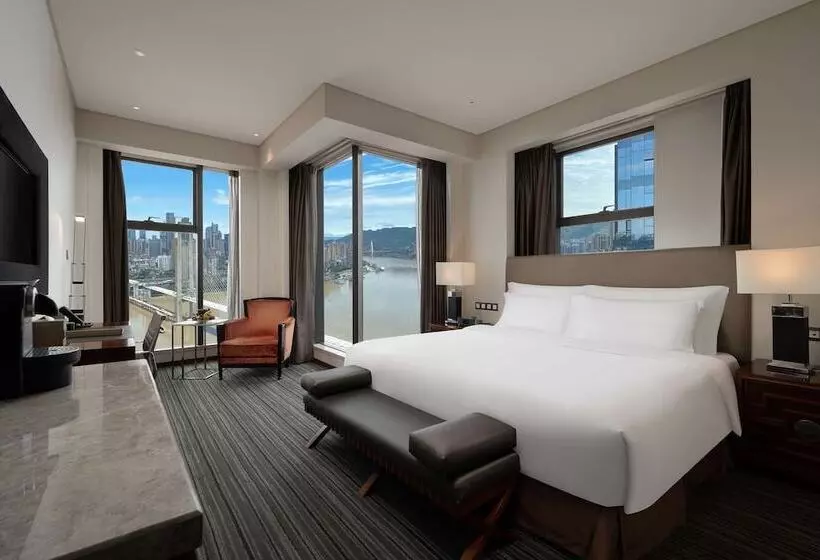 هتل Radisson Blu Plaza Chongqing