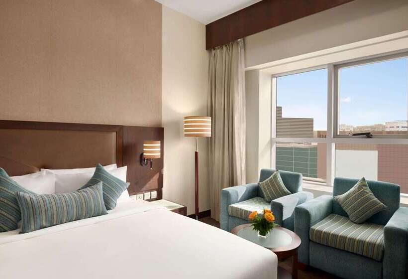 هتل Ramada By Wyndham Dubai Deira