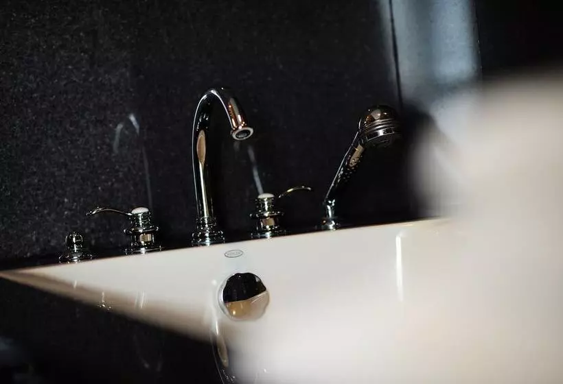 The Bless Hotel And Residence