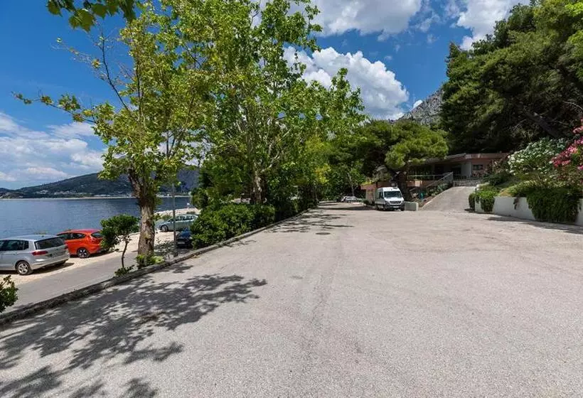 Hotel Tourist Settlement Brzet