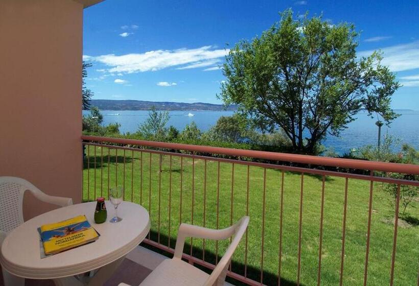 Hotell Tourist Settlement Brzet