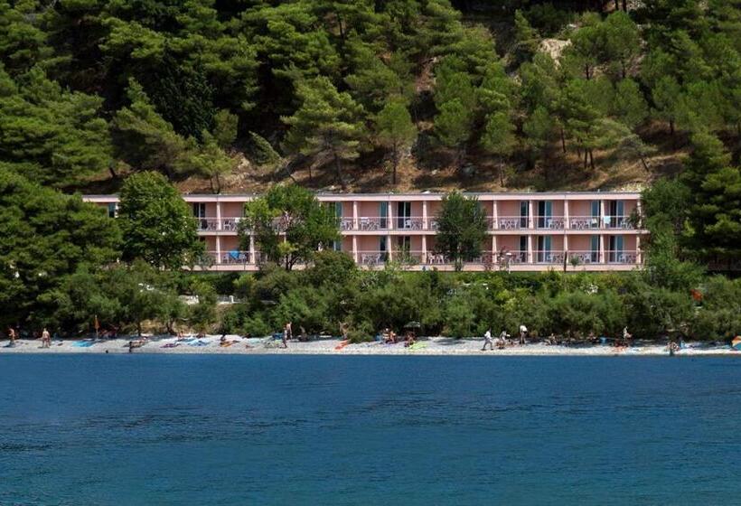 Hotell Tourist Settlement Brzet