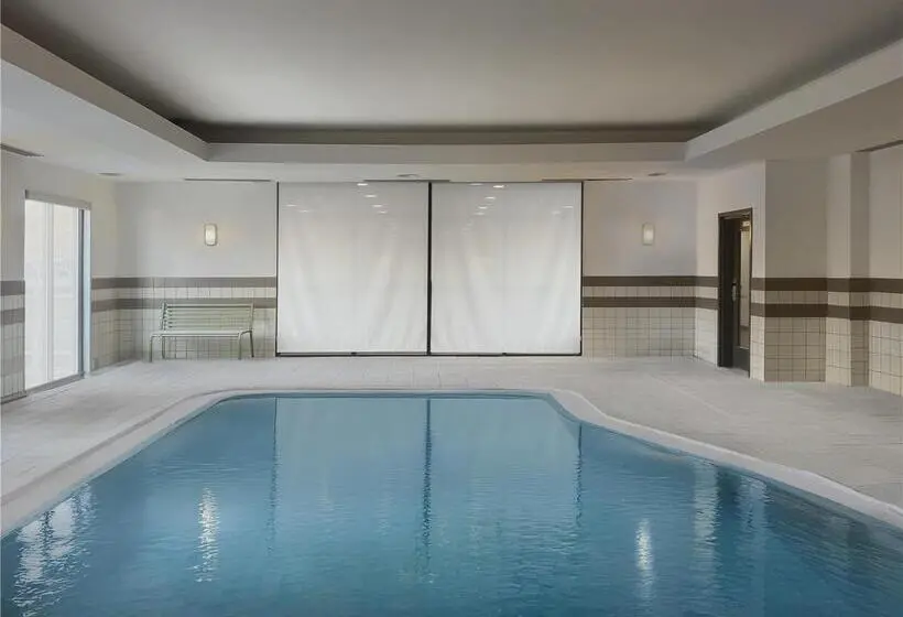 ホテル University Inn