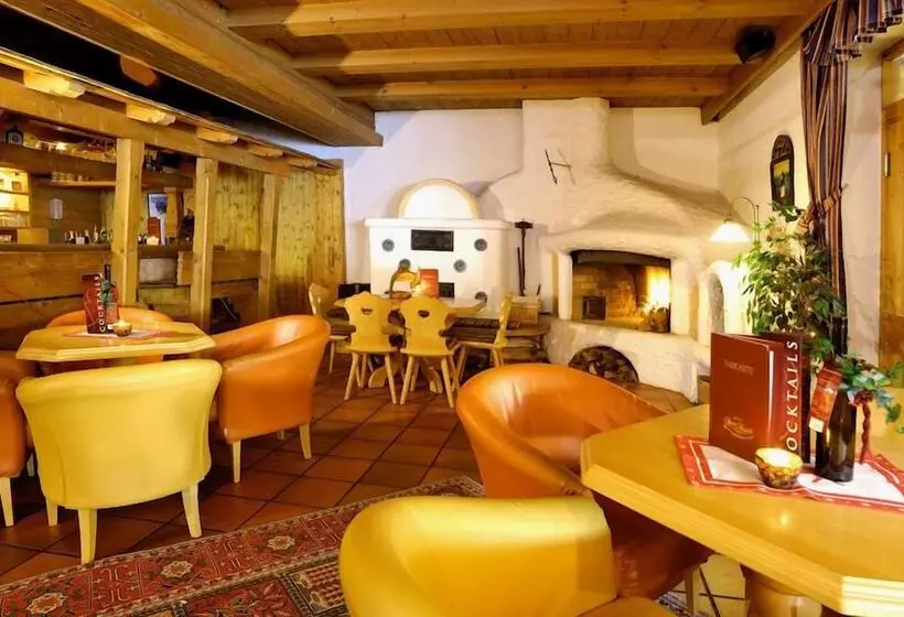 Vötter S Hotel In Kaprun Am Kitzsteinhorn Skibus Direkt