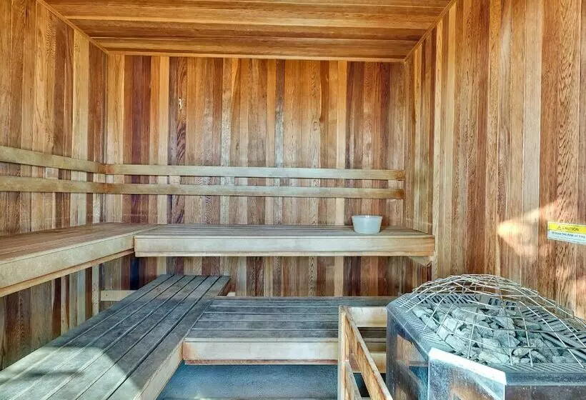 Lighthouse By Wyndham Vacation Rentals