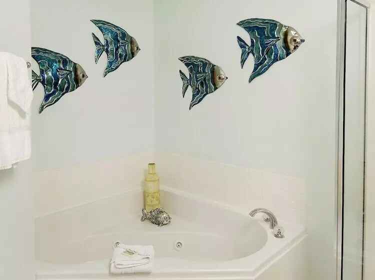 Lighthouse By Wyndham Vacation Rentals