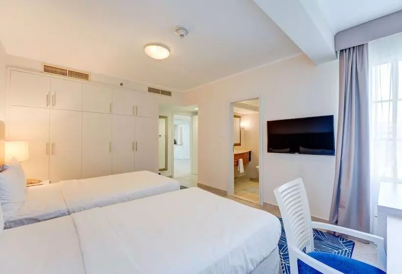 Millennium Lakeview Residences