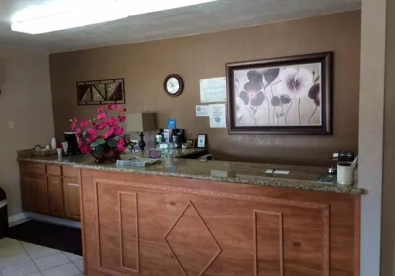 汽车旅馆  Vino Inn & Suites