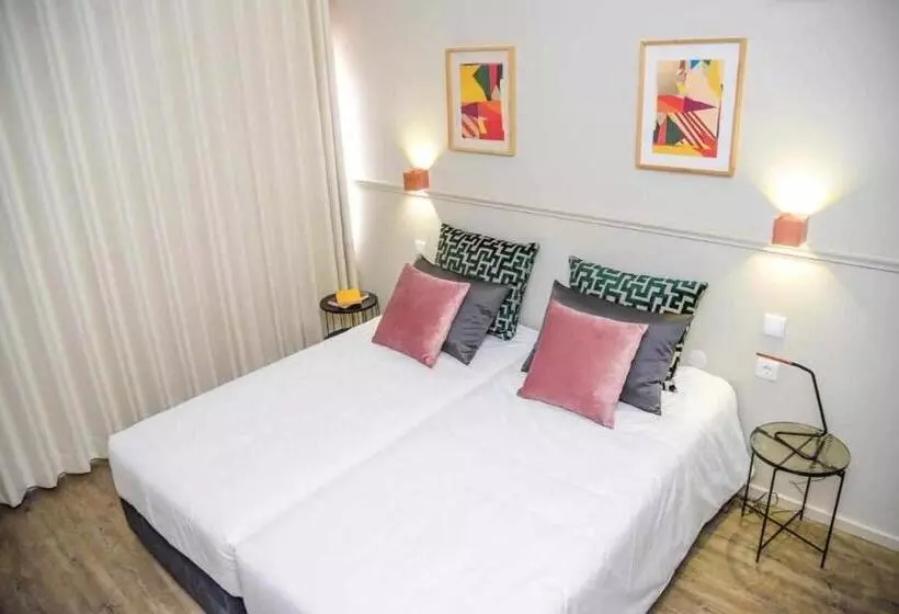 Residència Singular Porto Aeroporto