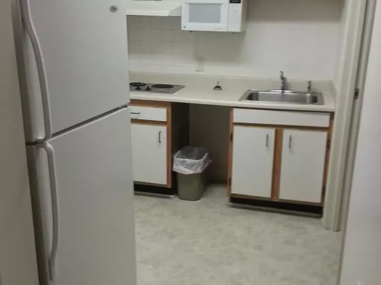 Affordable Suites Shelby