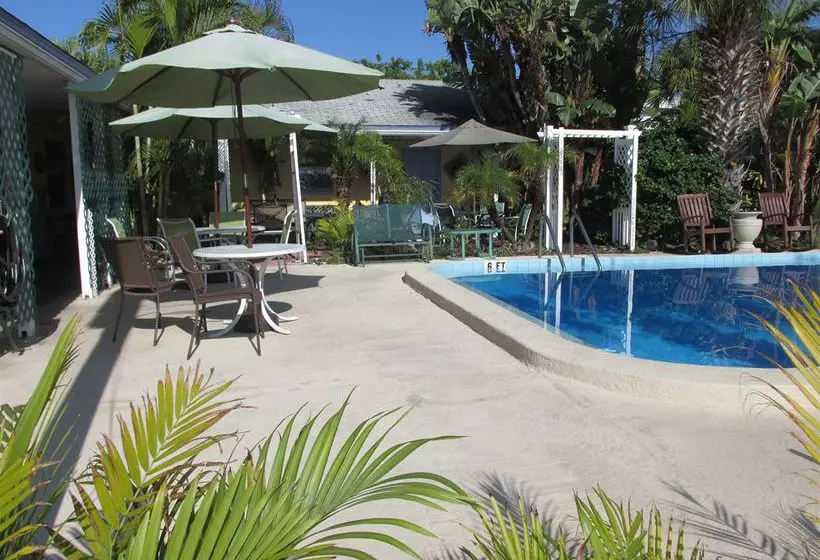Amber Tides Motel