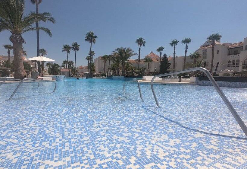 Apartamentos Golf Center