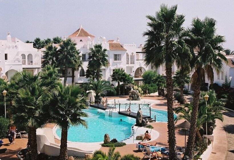 Apartamentos Golf Center