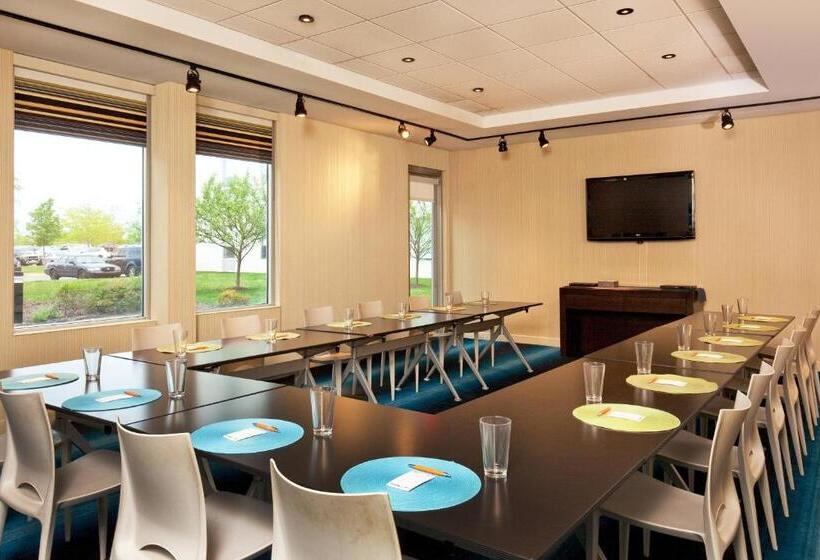 בית מלון כפרי Aloft Bolingbrook