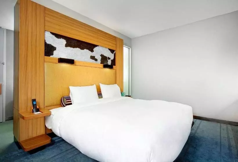 Отель Aloft Bolingbrook