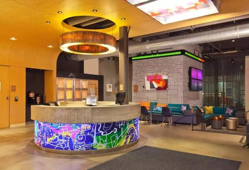 Отель Aloft Bolingbrook
