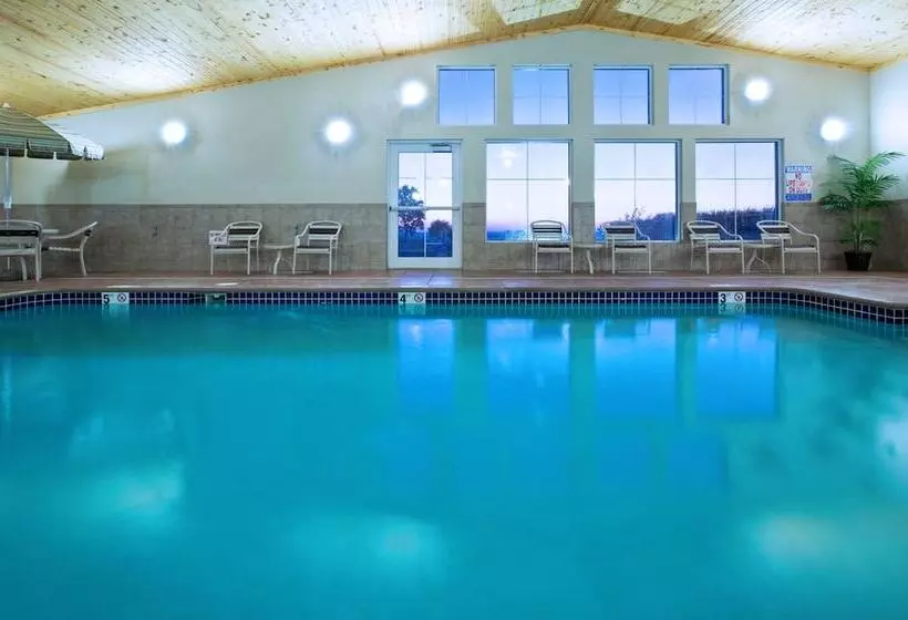 ホテル Americinn By Wyndham Anamosa