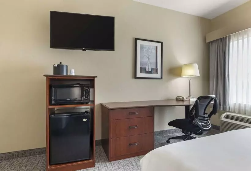 Best Western Franklin Town Center Hotel & Suites