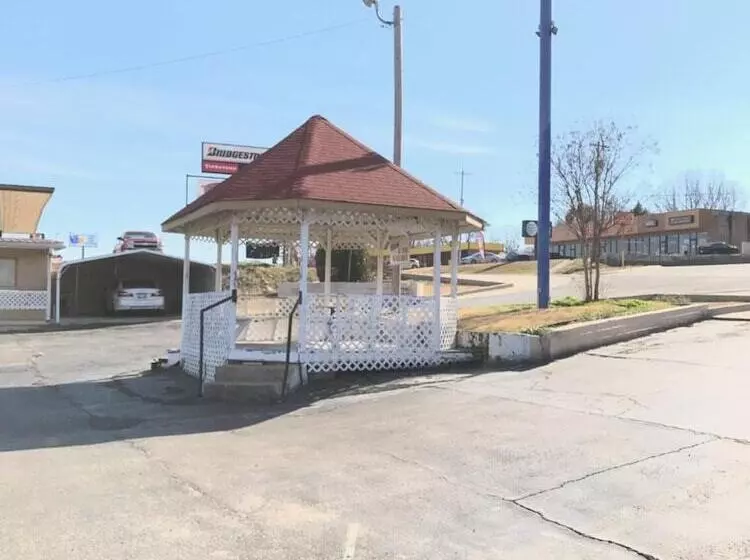 호텔 Budget Inn Madill