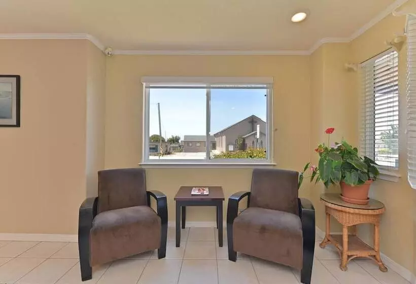 ホテル Cayucos Beach Inn