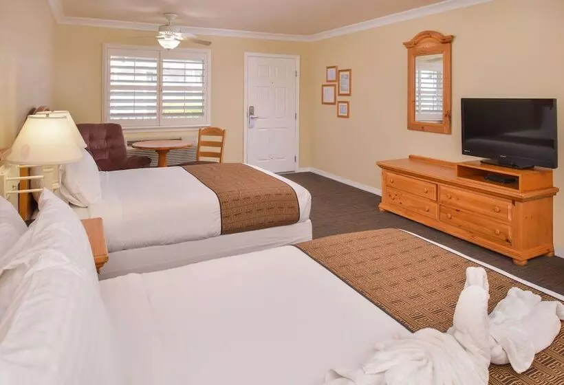 ホテル Cayucos Beach Inn