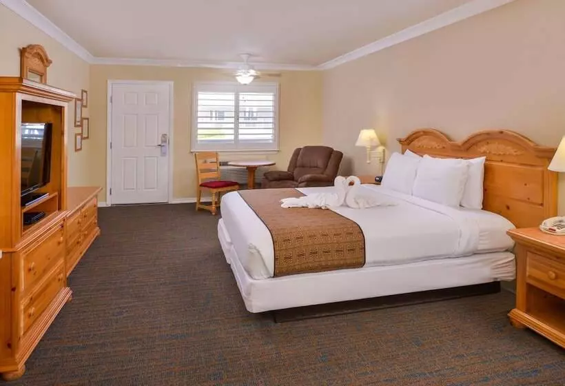 ホテル Cayucos Beach Inn