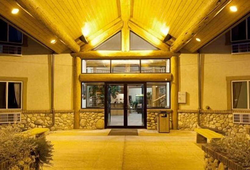 هتل Cody Legacy Inn & Suites