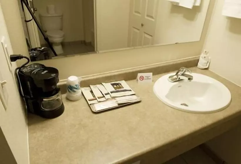 ホテル Cody Legacy Inn & Suites