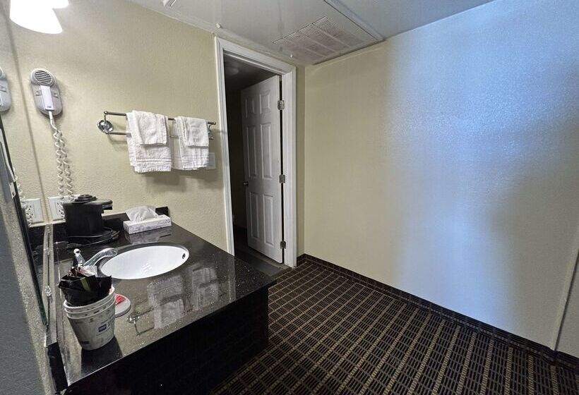 בית מלון כפרי Surestay By Best Western Chambers Petrified Forest