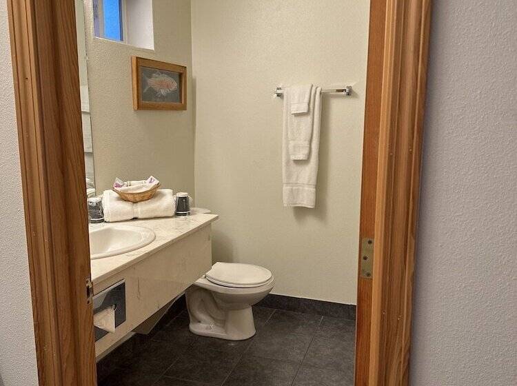 Szálloda Edgewater Inn Shady Cove