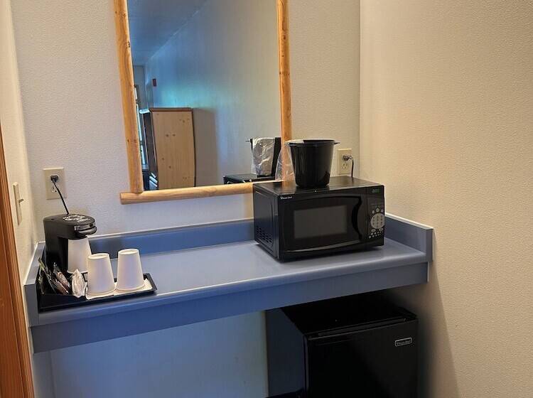 Szálloda Edgewater Inn Shady Cove