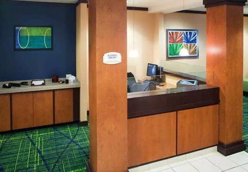 בית מלון כפרי Fairfield Inn & Suites By Marriott Rogers
