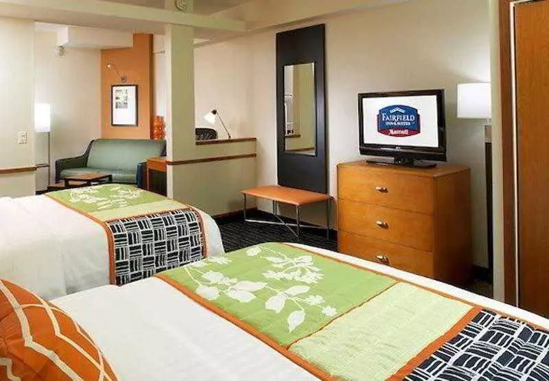 Otel Fairfield Inn & Suites By Marriott Cumberland