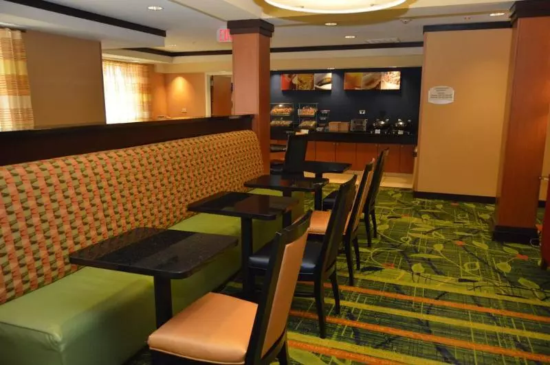 Отель Fairfield Inn & Suites By Marriott Texarkana