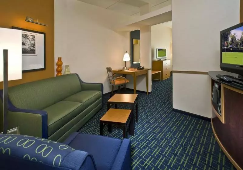 Отель Fairfield Inn & Suites By Marriott Texarkana