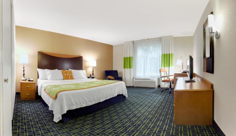 Отель Fairfield Inn & Suites By Marriott Texarkana