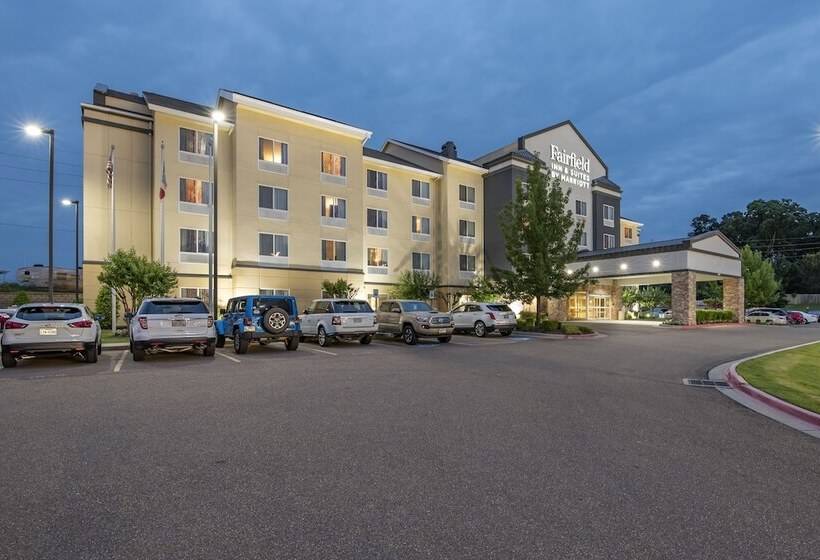 Отель Fairfield Inn & Suites By Marriott Texarkana