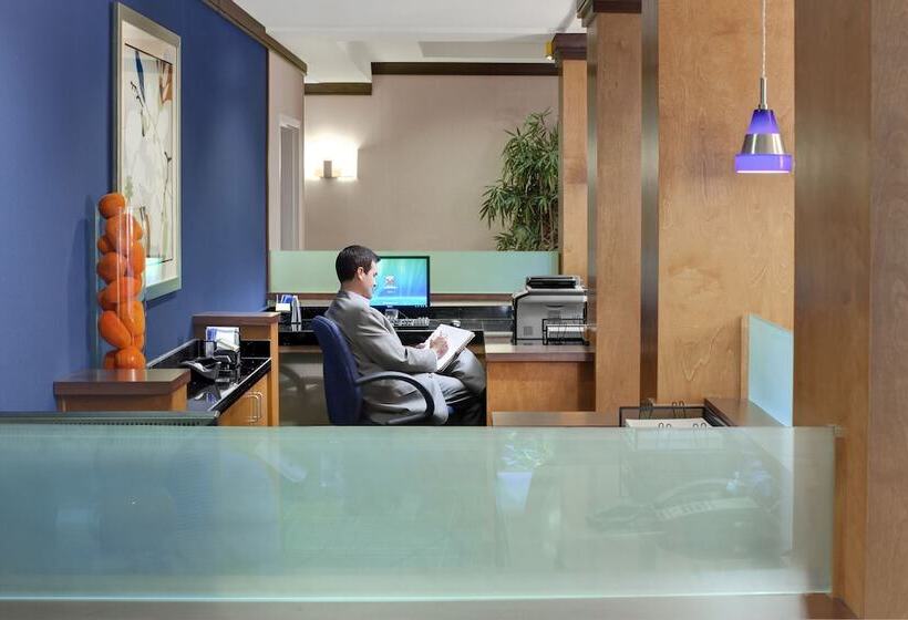 Отель Fairfield Inn & Suites By Marriott Texarkana