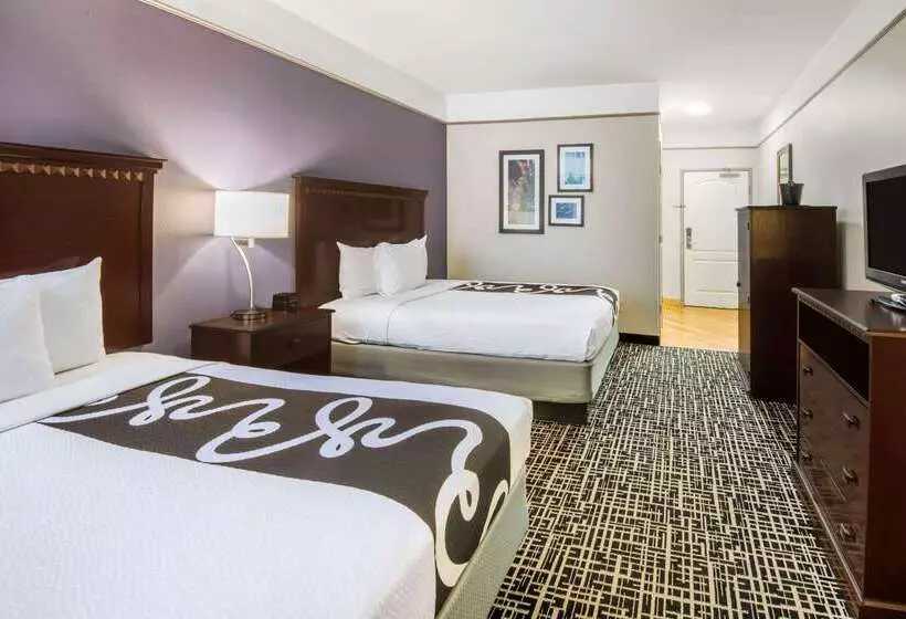 호텔 La Quinta By Wyndham Dumas