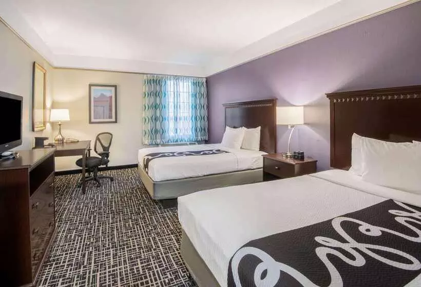 호텔 La Quinta By Wyndham Dumas