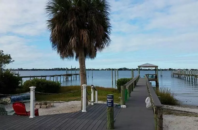 ホテル Paradise Cove at Lemon Bay