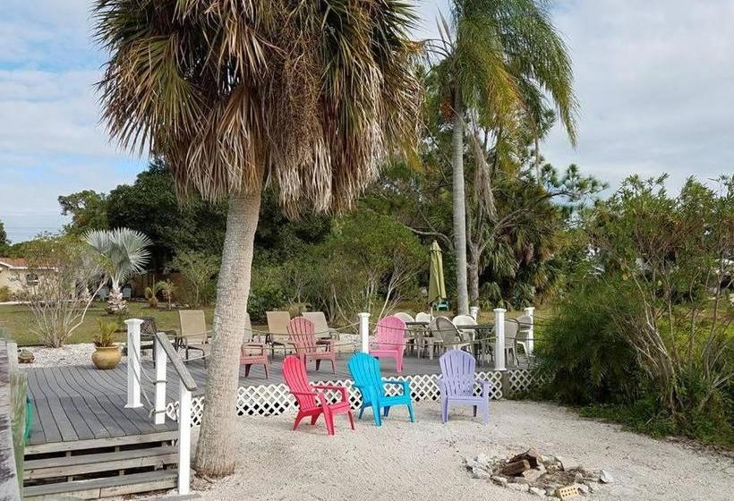 ホテル Paradise Cove at Lemon Bay