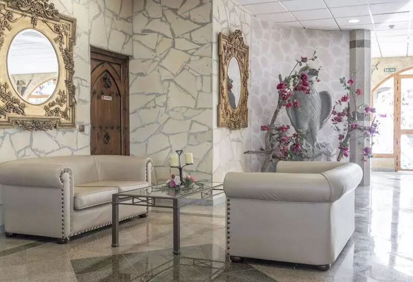 Hotelli Plaza Del Castillo