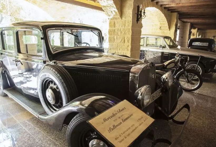 Hotelli Plaza Del Castillo