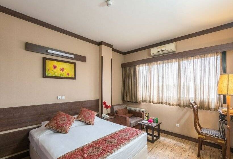 هتل Sheykh Bahaei