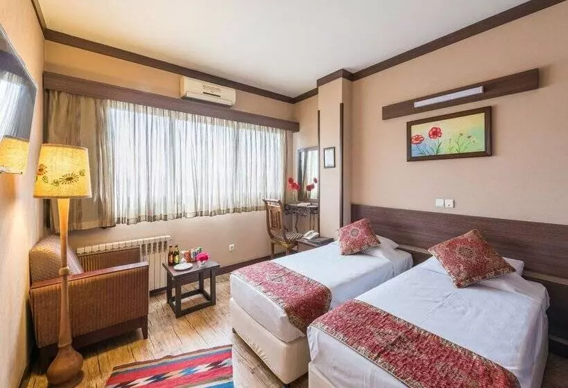 هتل Sheykh Bahaei