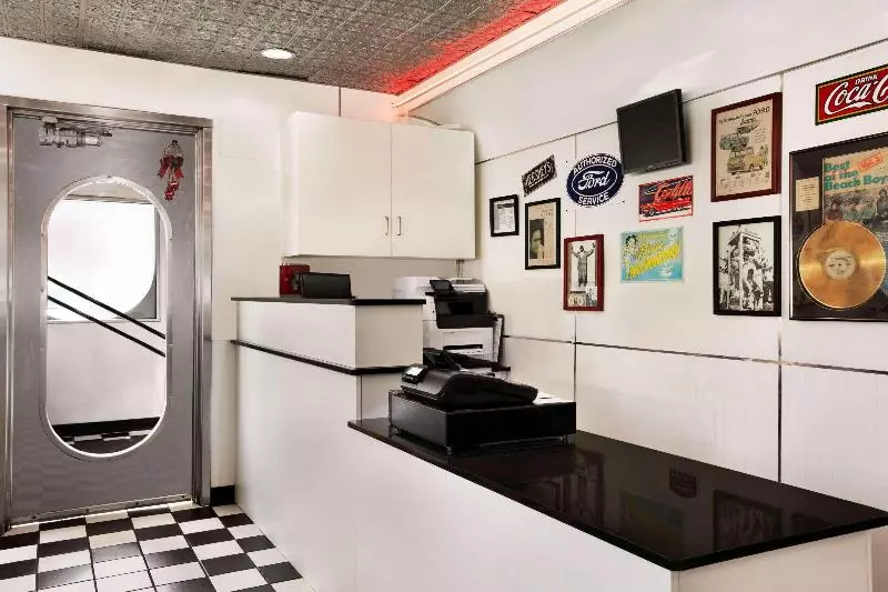 호텔 Travelodge By Wyndham Low Moor Near Covington