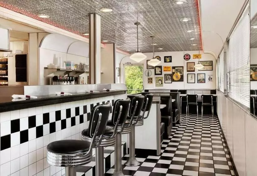 호텔 Travelodge By Wyndham Low Moor Near Covington