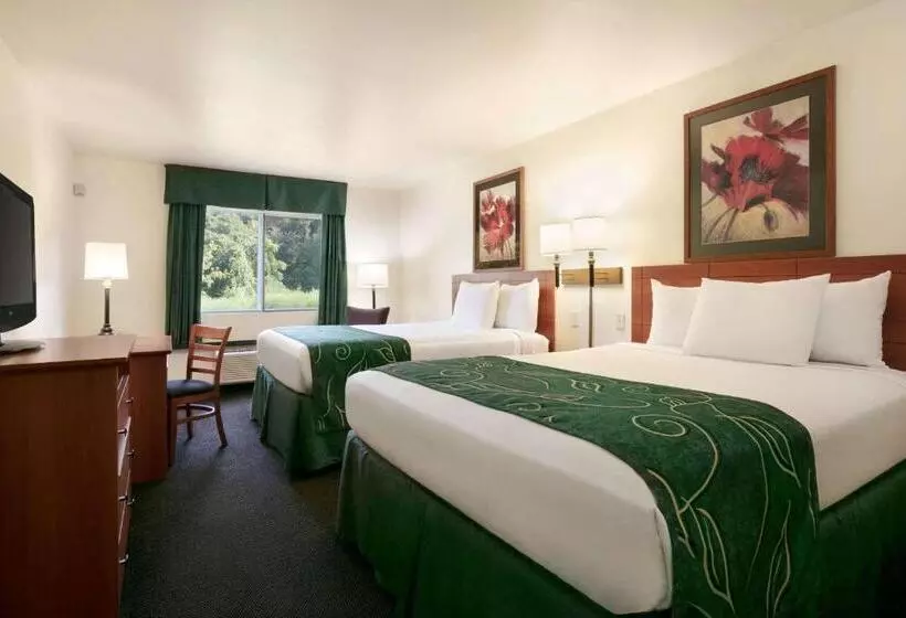 호텔 Travelodge By Wyndham Low Moor Near Covington